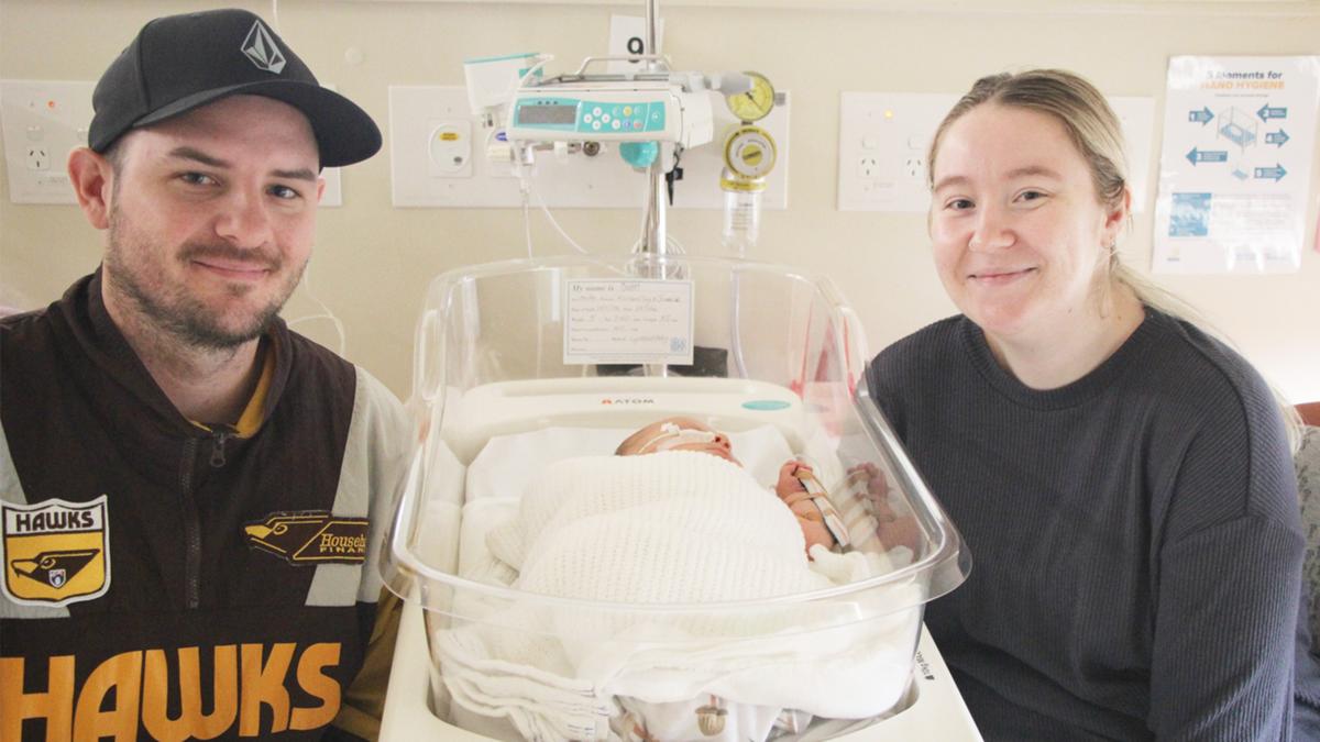 Newborn Owen Martens tips scales weighing as much as two-month-old to break Rockingham Hospital record