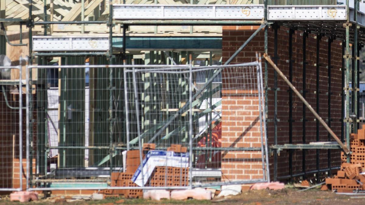 NSW builder Ansa Homes in administration, 45 houses left unfinished