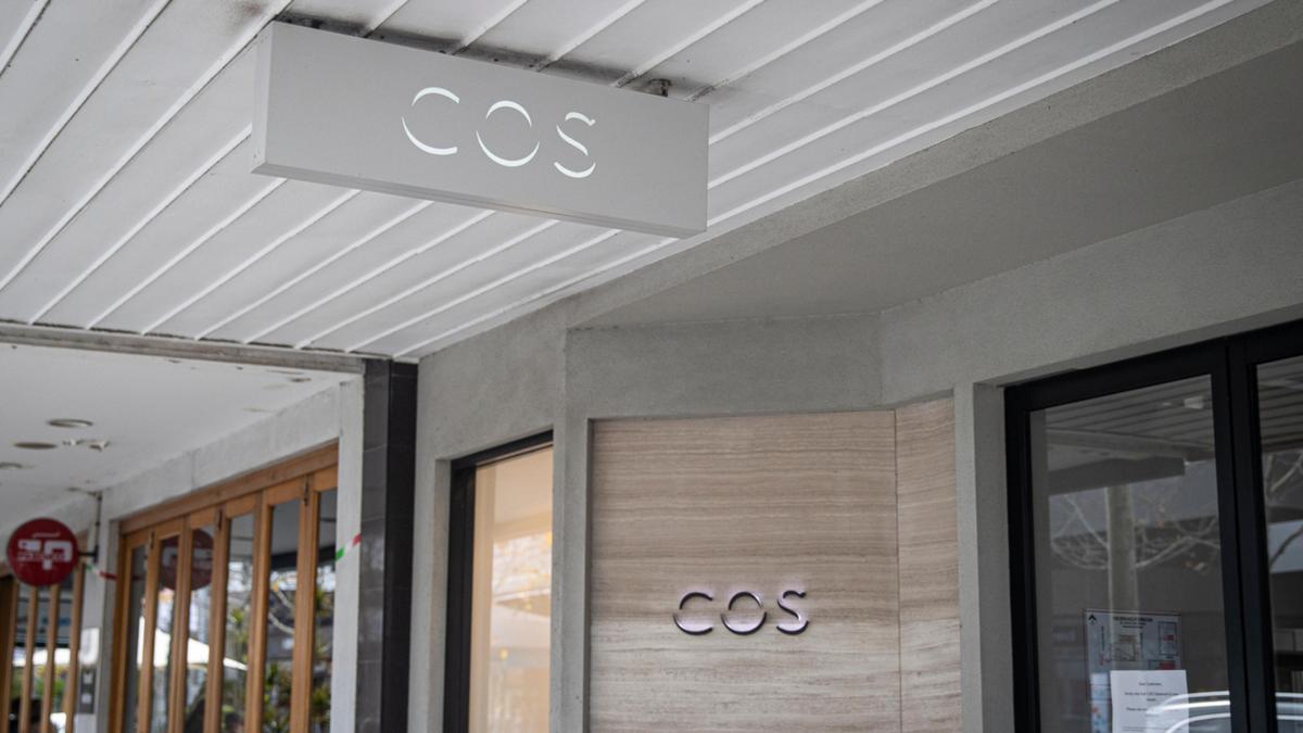 Cult fashion brand COS shuts up only WA store on Claremont’s Bay View Terrace