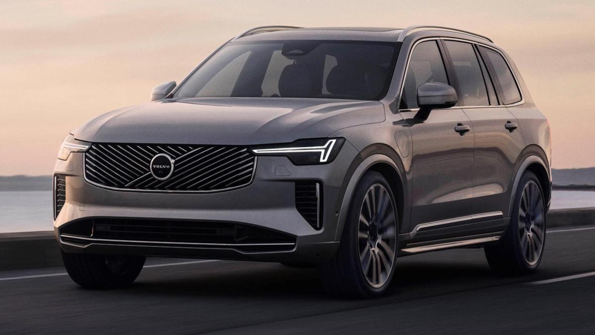 2025 Volvo XC90: Petrol, PHEV SUV gets new lease on life