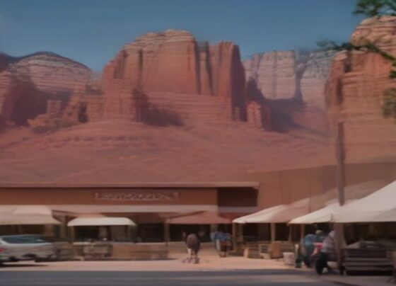 Sedona Restaurant Workers Detained by ICE in Recent Northern Arizona Operation - Report Photo