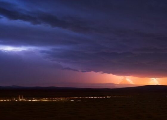 Monsoon Storms Ignite Across Arizona Monday Night, Bringing Flash Floods - Report Photo